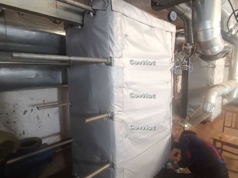 板式<a href=http://m.i-taste.cn/e/tags/?tagname=%E6%8D%A2%E7%83%AD%E5%99%A8%E4%BF%9D%E6%B8%A9 target=_blank class=infotextkey>換熱器保溫</a>,<a href=http://m.i-taste.cn/e/tags/?tagname=%E5%8F%AF%E6%8B%86%E5%8D%B8%E4%BF%9D%E6%B8%A9%E5%A5%97 target=_blank class=infotextkey>可拆卸<a href=http://m.i-taste.cn/e/tags/?tagname=%E4%BF%9D%E6%B8%A9%E5%A5%97 target=_blank class=infotextkey>保溫套</a></a>